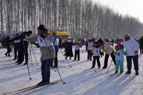 В Нурлате прошла лыжная спринтерская эстафета «Отцы и дети»