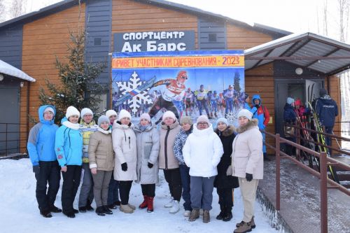 В Нурлате прошла лыжная спринтерская эстафета «Отцы и дети»