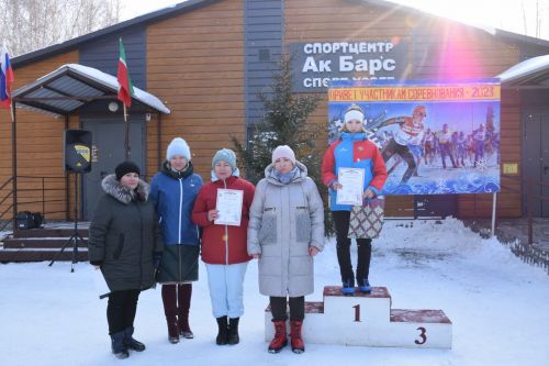 В Нурлате прошла лыжная спринтерская эстафета «Отцы и дети»