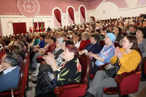 В Нурлате прошел праздничный концерт к Дню защитника Отечества