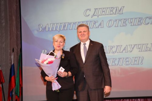 В Нурлате прошел праздничный концерт к Дню защитника Отечества