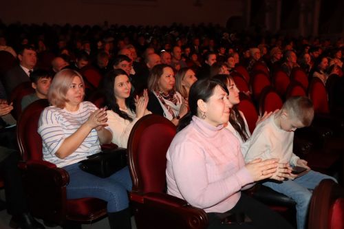 В Нурлате прошел праздничный концерт к Дню защитника Отечества