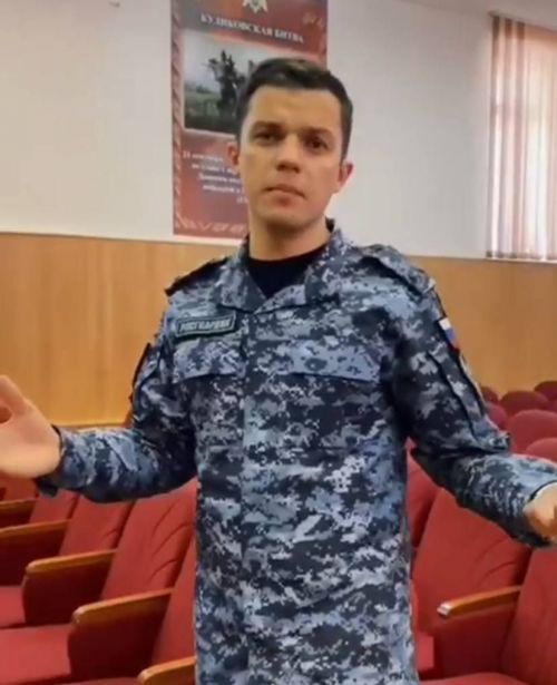 Военные, врачи, сотрудники МЧС и Росгвардии в РТ записали видео на 23 февраля
