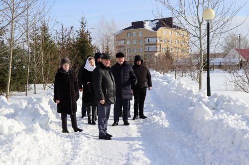 Алмаз Ахметшин ознакомился с зимним содержанием общественных пространств