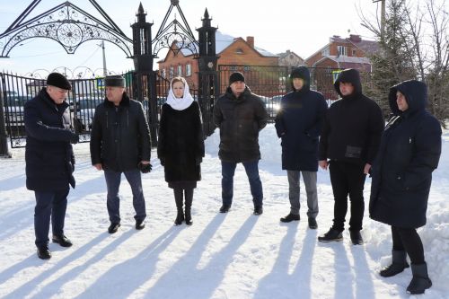 Алмаз Ахметшин ознакомился с зимним содержанием общественных пространств