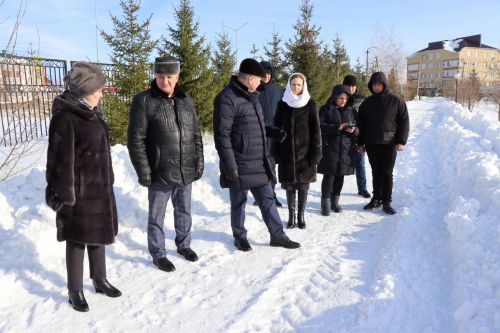 Алмаз Ахметшин ознакомился с зимним содержанием общественных пространств