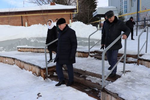 Алмаз Ахметшин ознакомился с зимним содержанием общественных пространств