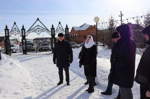 Алмаз Ахметшин ознакомился с зимним содержанием общественных пространств