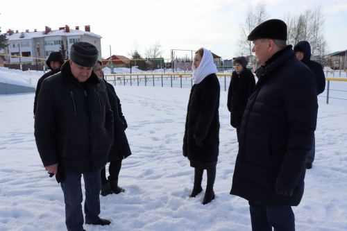 Алмаз Ахметшин ознакомился с зимним содержанием общественных пространств