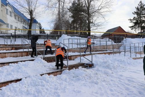 Алмаз Ахметшин ознакомился с зимним содержанием общественных пространств