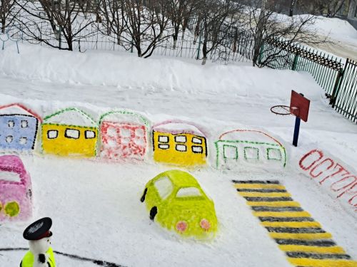Нурлатский детский сад «Пчёлка» участвует в районном конкурсе снежных скульптур