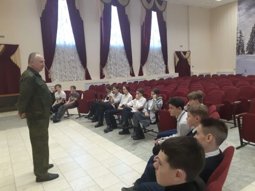 Урок мужества в музее Боевой славы прошел для учащихся Мамыковской школы