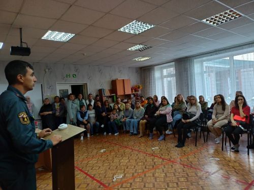 Депутат Госдумы предложила к «Разговору о важном» привлечь и родителей школьников