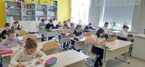Нурлатские школьники проверили свои знания в олимпиаде по окружающему миру
