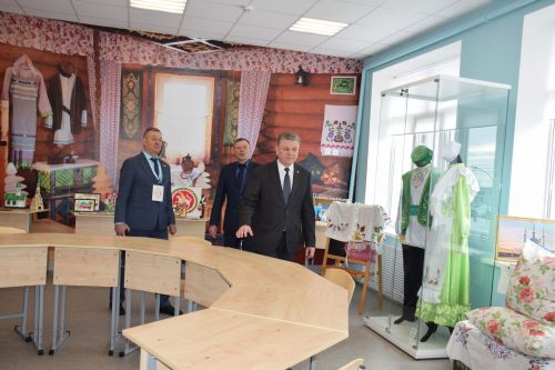 Нурлат посетил глава администрации Октябрьского городского округа Пермского края