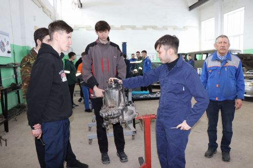 В аграрном техникуме прошла мини-ярмарка вакансий