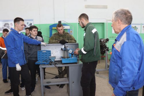 В аграрном техникуме прошла мини-ярмарка вакансий