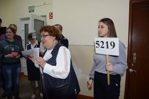 Родители нурлатских школьников сдали ЕГЭ по русскому языку