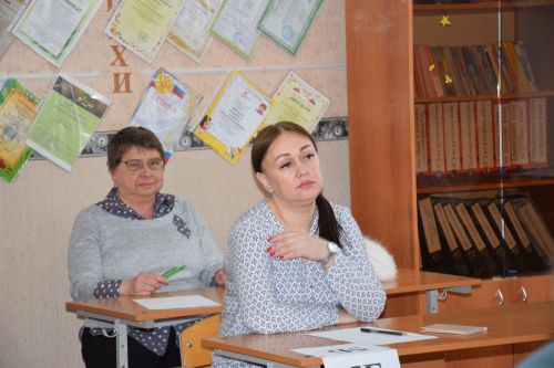 Родители нурлатских школьников сдали ЕГЭ по русскому языку