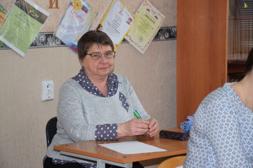 Родители нурлатских школьников сдали ЕГЭ по русскому языку