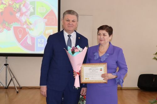 В Нурлате чествовали работников жилищно-коммунального хозяйства