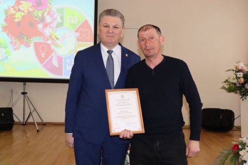 В Нурлате чествовали работников жилищно-коммунального хозяйства