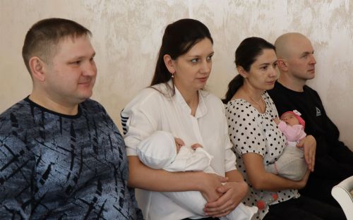 Для старшеклассников Нурлатской гимназии урок семьеведения прошел в городском ЗАГСе