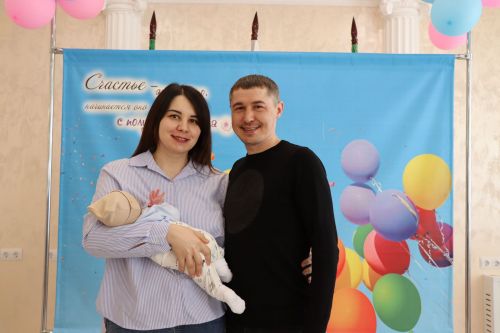 Для старшеклассников Нурлатской гимназии урок семьеведения прошел в городском ЗАГСе