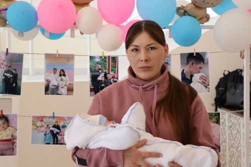 Для старшеклассников Нурлатской гимназии урок семьеведения прошел в городском ЗАГСе