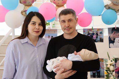 Для старшеклассников Нурлатской гимназии урок семьеведения прошел в городском ЗАГСе