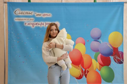 Для старшеклассников Нурлатской гимназии урок семьеведения прошел в городском ЗАГСе