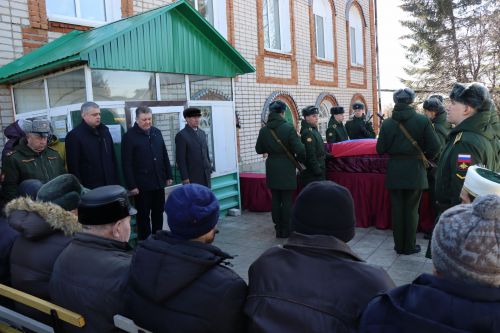 Нурлатцы попрощались с погибшим добровольцем СВО