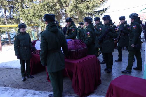 Нурлатцы попрощались с погибшим добровольцем СВО