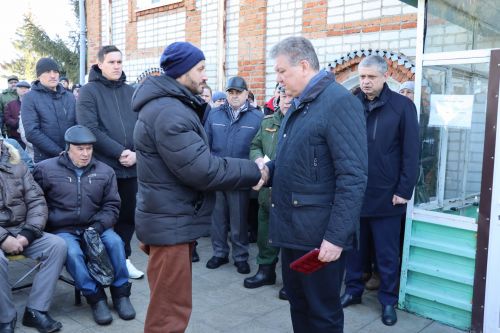 Нурлатцы попрощались с погибшим добровольцем СВО