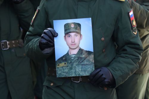Нурлатцы попрощались с погибшим добровольцем СВО