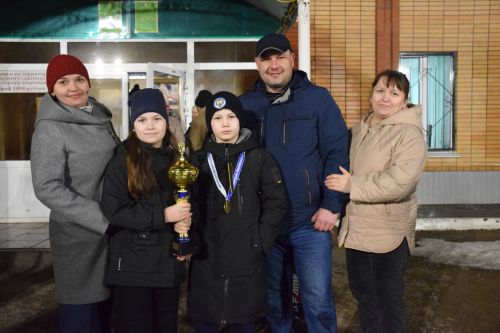 Чемпионов «Золотой шайбы» в Нурлате встретили фейерверком