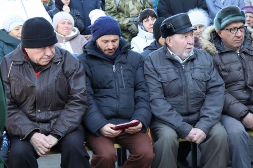 Нурлатцы попрощались с погибшим добровольцем СВО