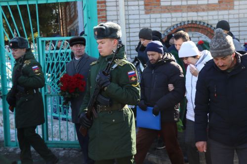 Нурлатцы попрощались с погибшим добровольцем СВО