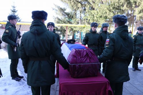 Нурлатцы попрощались с погибшим добровольцем СВО