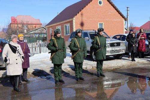 Нурлатцы попрощались с погибшим добровольцем СВО