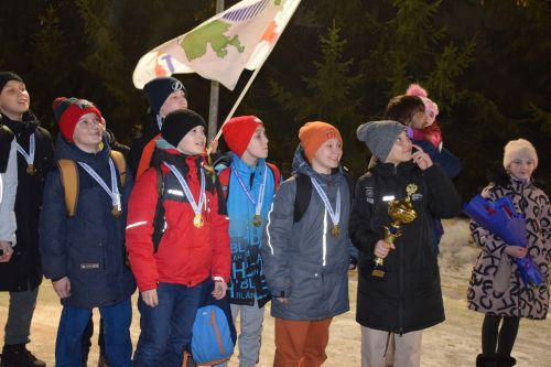 Чемпионов «Золотой шайбы» в Нурлате встретили фейерверком