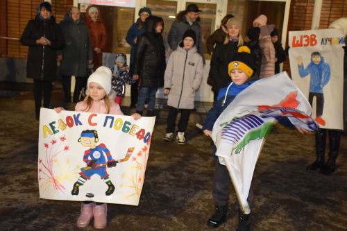 Чемпионов «Золотой шайбы» в Нурлате встретили фейерверком
