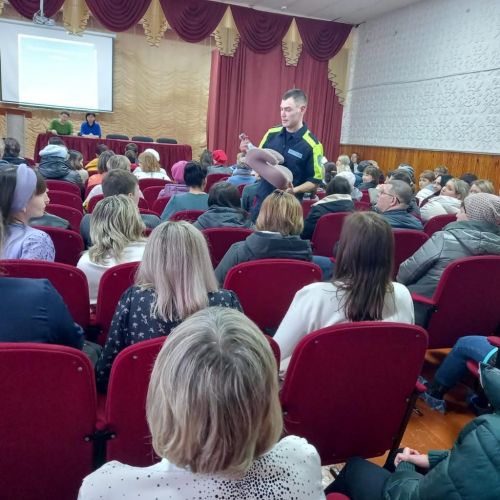 В школах района проходят родительские собрания с участием сотрудников ГИБДД