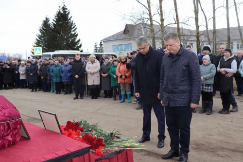 В Нурлате простились с участником СВО Селивановым Дмитрием