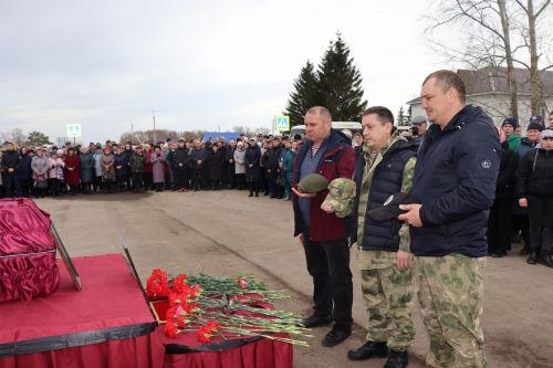 В Нурлате простились с участником СВО Селивановым Дмитрием