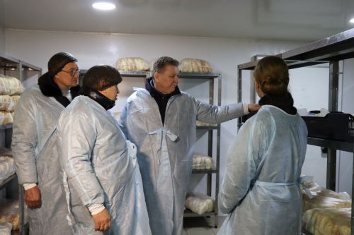 Глава Нурлатского района посетил кооператив «Восток»