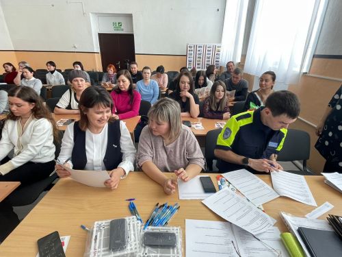 В Нурлате родители школьников написали диктант по ПДД