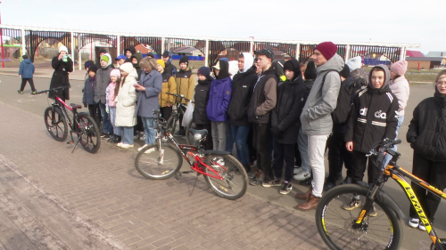 В Нурлате школьные команды участвовали в велоквесте «Эрудиция на скорости»
