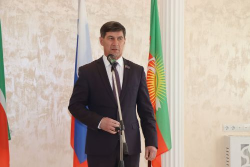 В Нурлате чествовали юбиляров семейной жизни