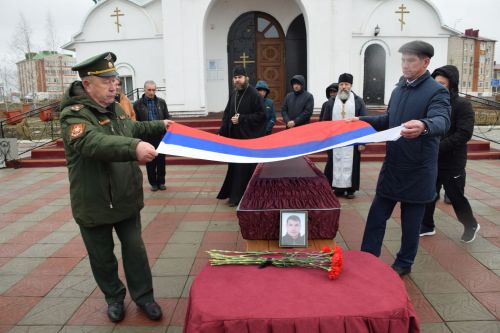 В Нурлате простились с участником СВО Александром Корбиковым